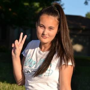 Meet your Posher, Skylar